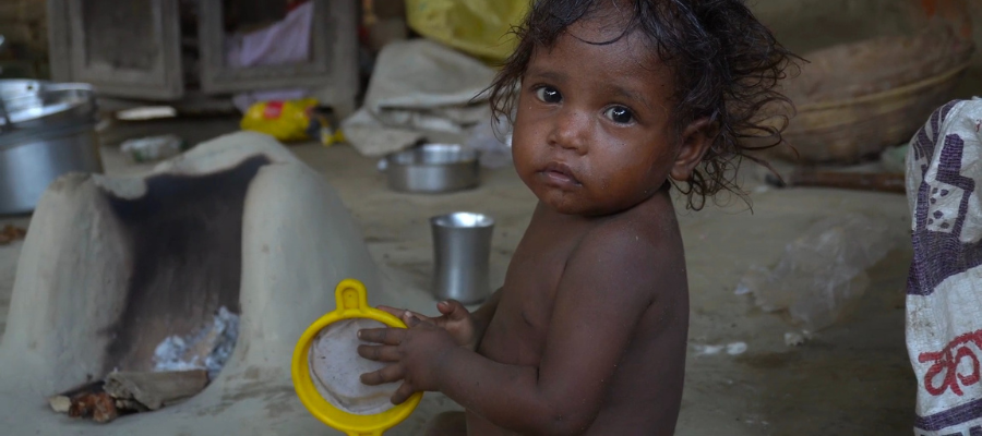 Small Donations Big Change The Power of Crowdfunding for Social Causes